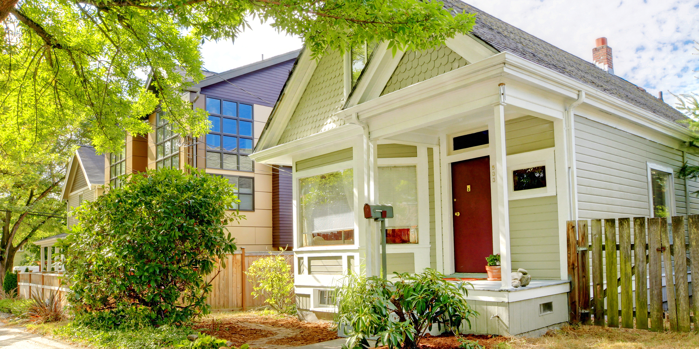 Fachada de una casa | Fuente: Shutterstock