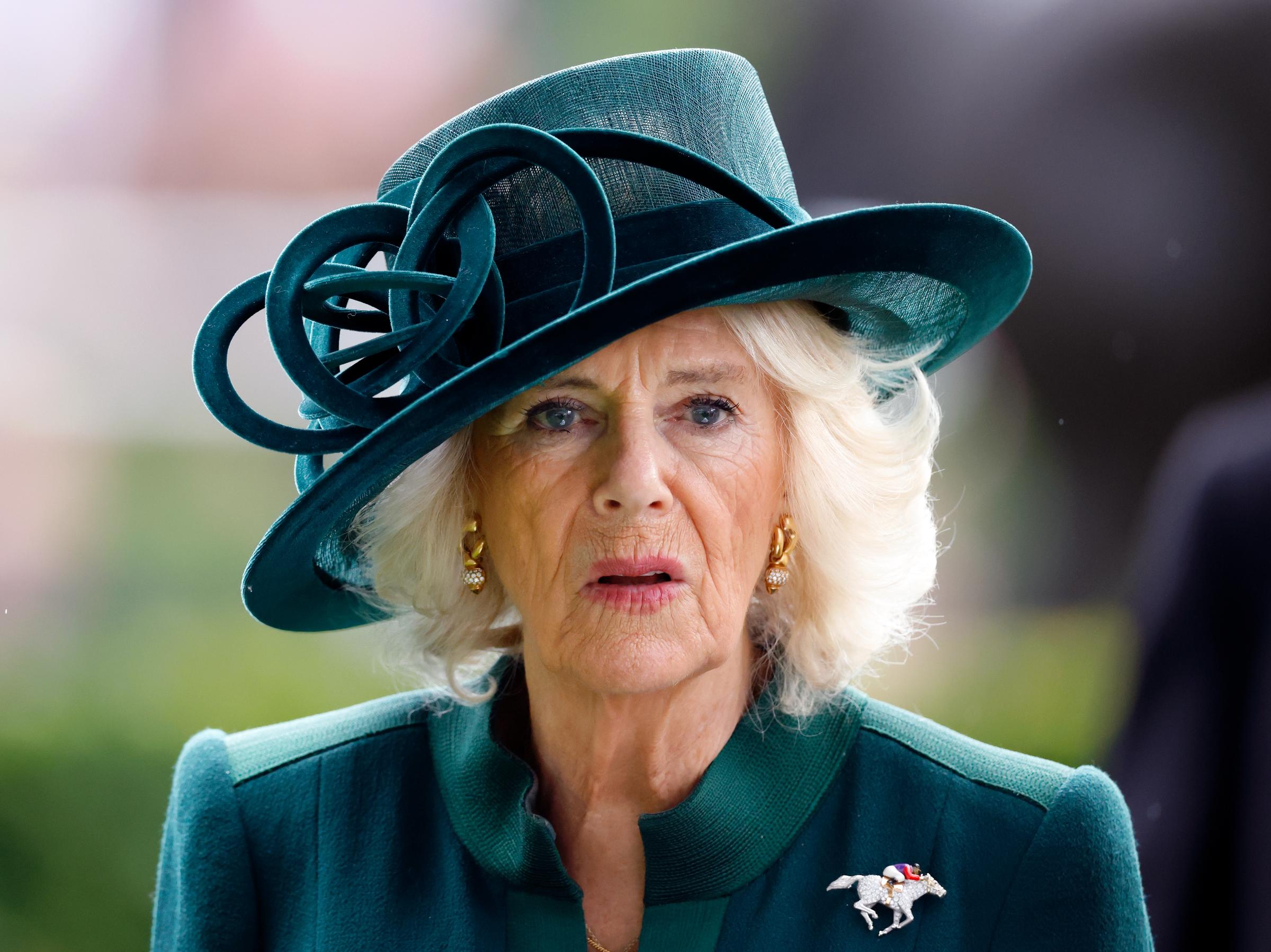 La reina Camilla asiste al QIPCO British Champions Day en el hipódromo de Ascot, Inglaterra, el 21 de octubre de 2023 | Fuente: Getty Images