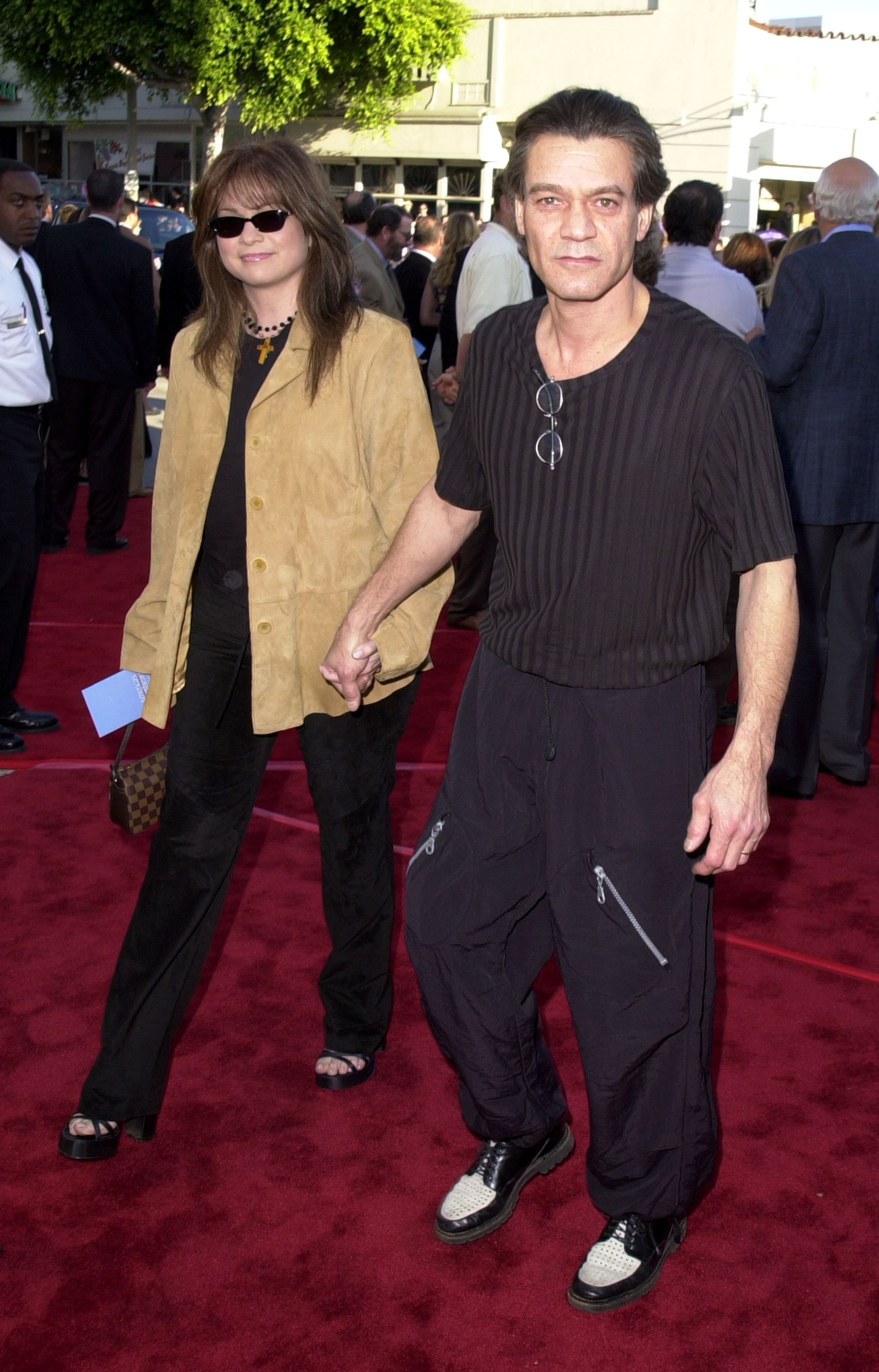Eddie Van Halen y Valerie Bertinelli en el estreno de "America's Sweethearts" en Los Ángeles, California, en 2001 | Fuente: Getty Images