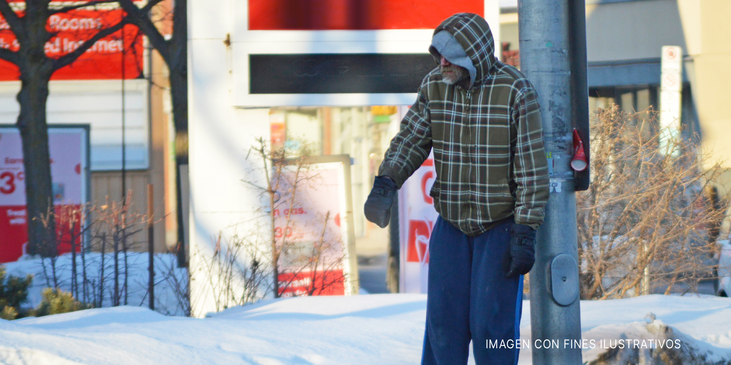 Hombre en la calle | Foto: Shutterstock