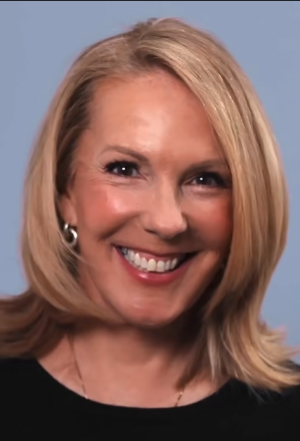 La mujer después de la cirugía plástica, fechada el 11 de julio de 2023 | Fuente: TikTok/@quatela_center