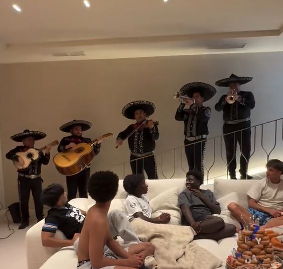 Mariachis en el cumpleaños de Cristiano Ronaldo Jr. | Fuente: Instagram/giorginagio