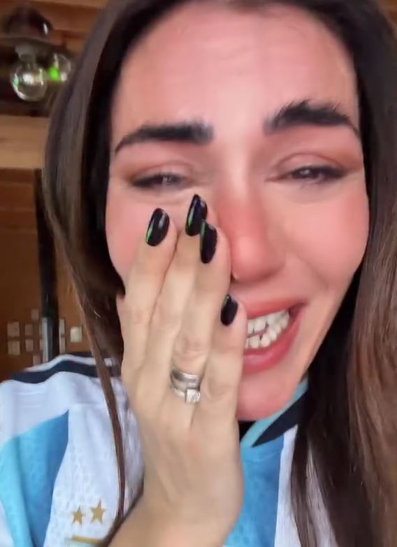 Las lágrimas de Florencia de la V tras el triunfo de la Selección Argentina | Fuente: Instagram/flordelav
