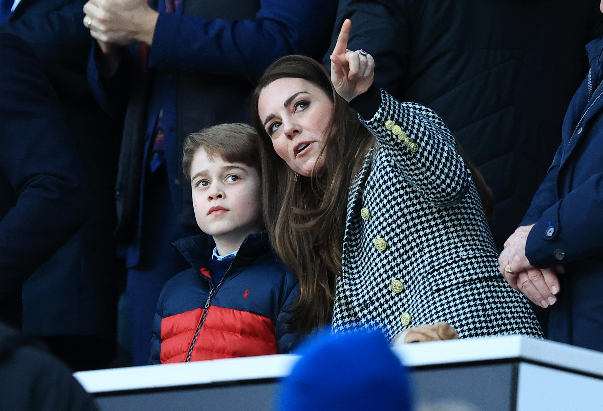 El príncipe George y la princesa Catherine en el partido de Rugby Guinness Seis Naciones entre Inglaterra y Gales el 26 de febrero de 2022, en Londres, Inglaterra. | Fuente: Getty Images