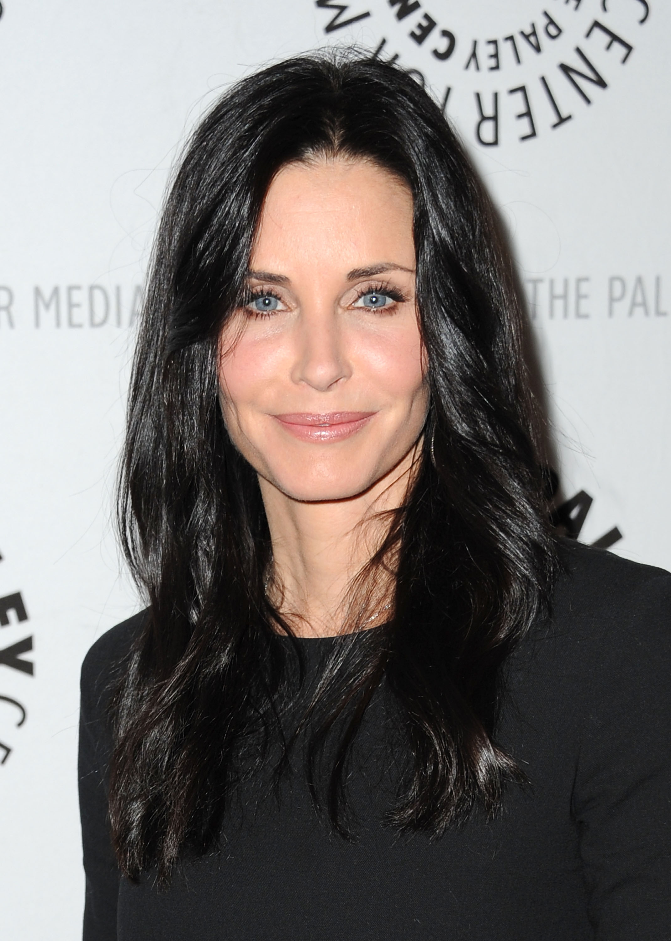 Courteney Cox llega al estreno especial de "Cougar Town" el 8 de febrero de 2012, en Beverly Hills, California. | Fuente: Getty Images