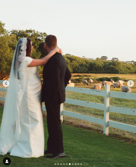 Morgan Eastwood y Tanner Koopmans el día de su boda, el 18 de junio de 2024 | Fuente: Instagram/morganeastwood