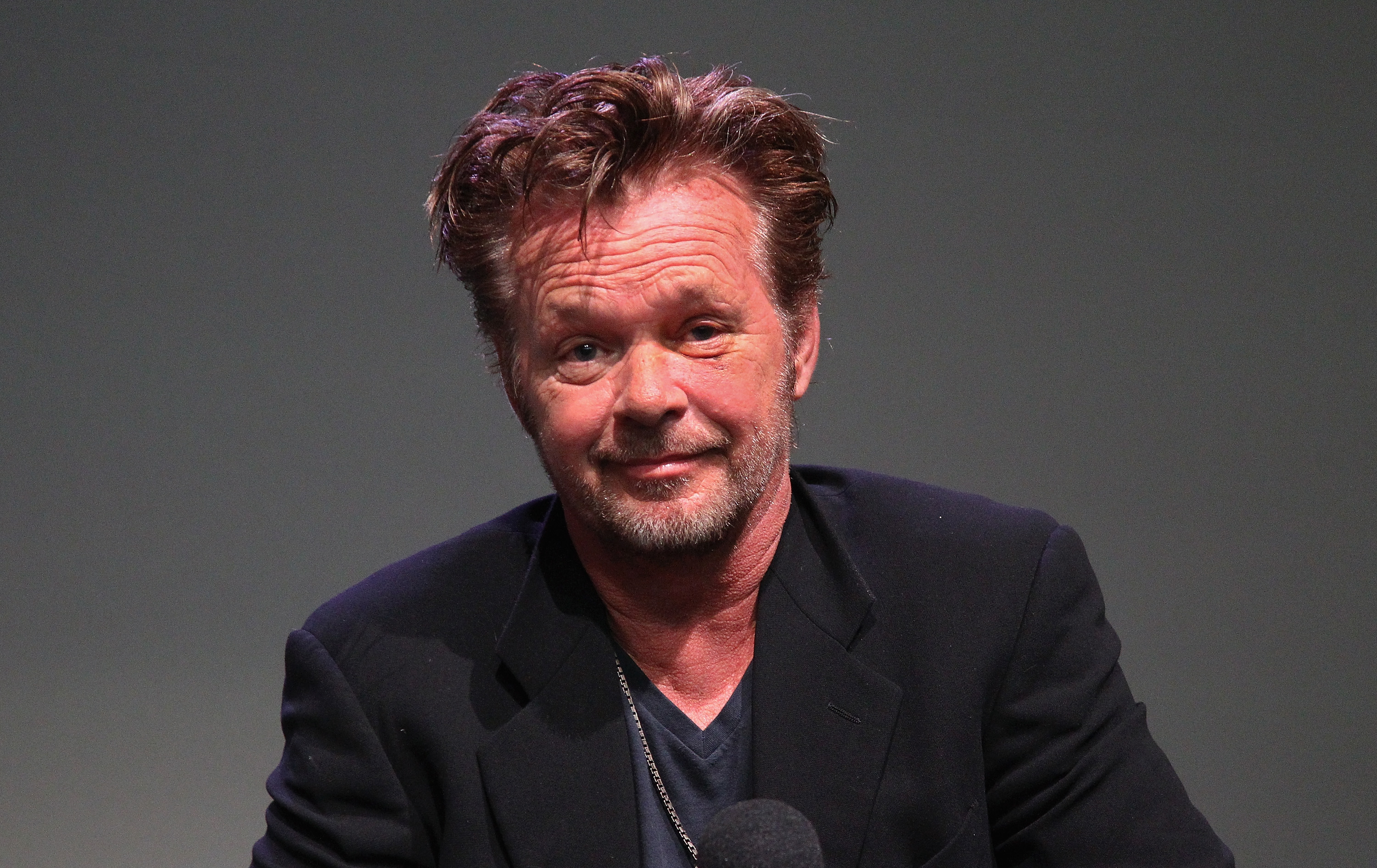 John Mellencamp en Meet the Creators en la Apple Store Soho el 3 de junio de 2013, en Nueva York | Fuente: Getty Images