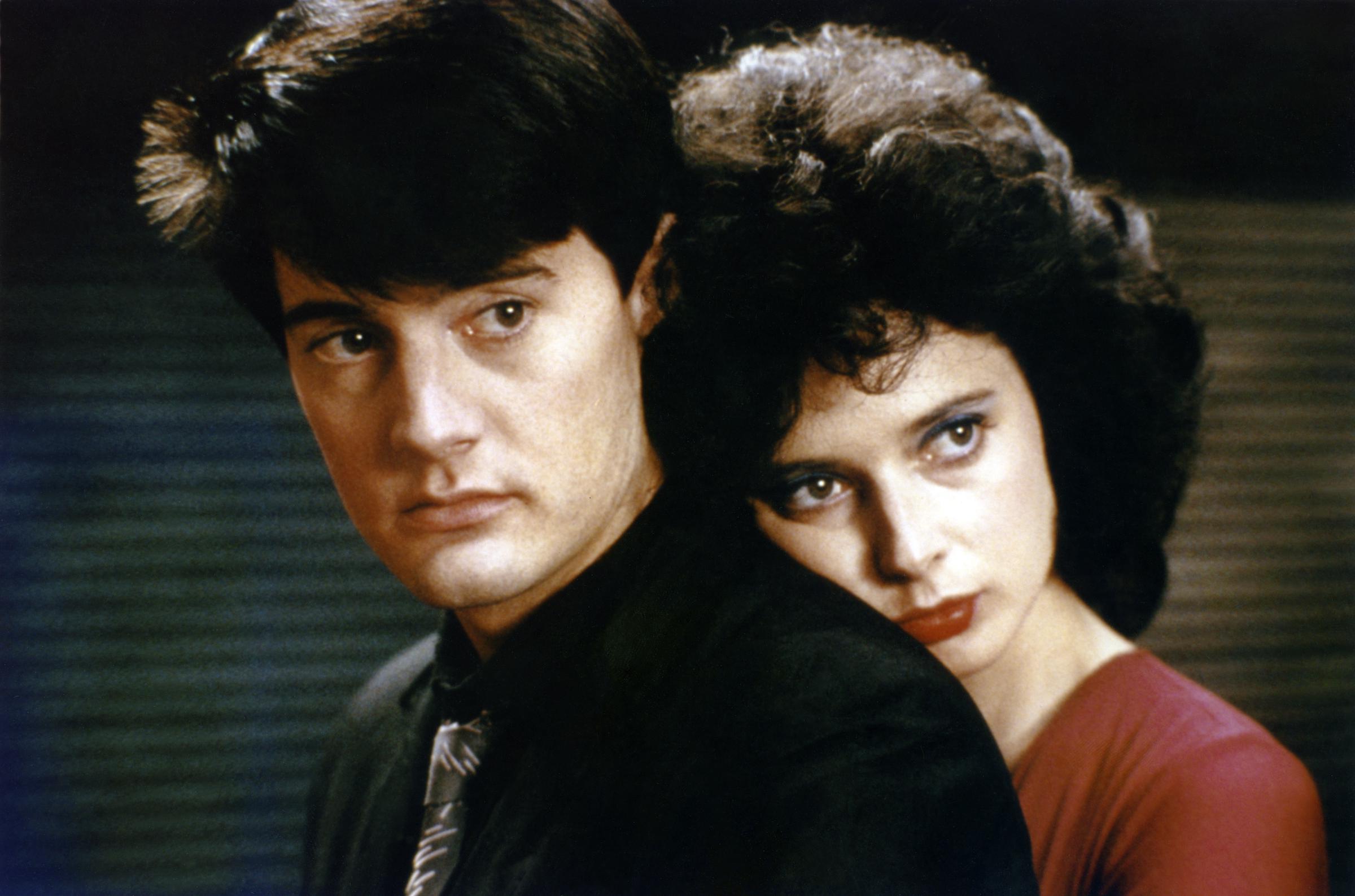 Kyle MacLachlan e Isabella Rossellini en el plató de "Blue Velvet" en 1986. | Fuente: Getty Images