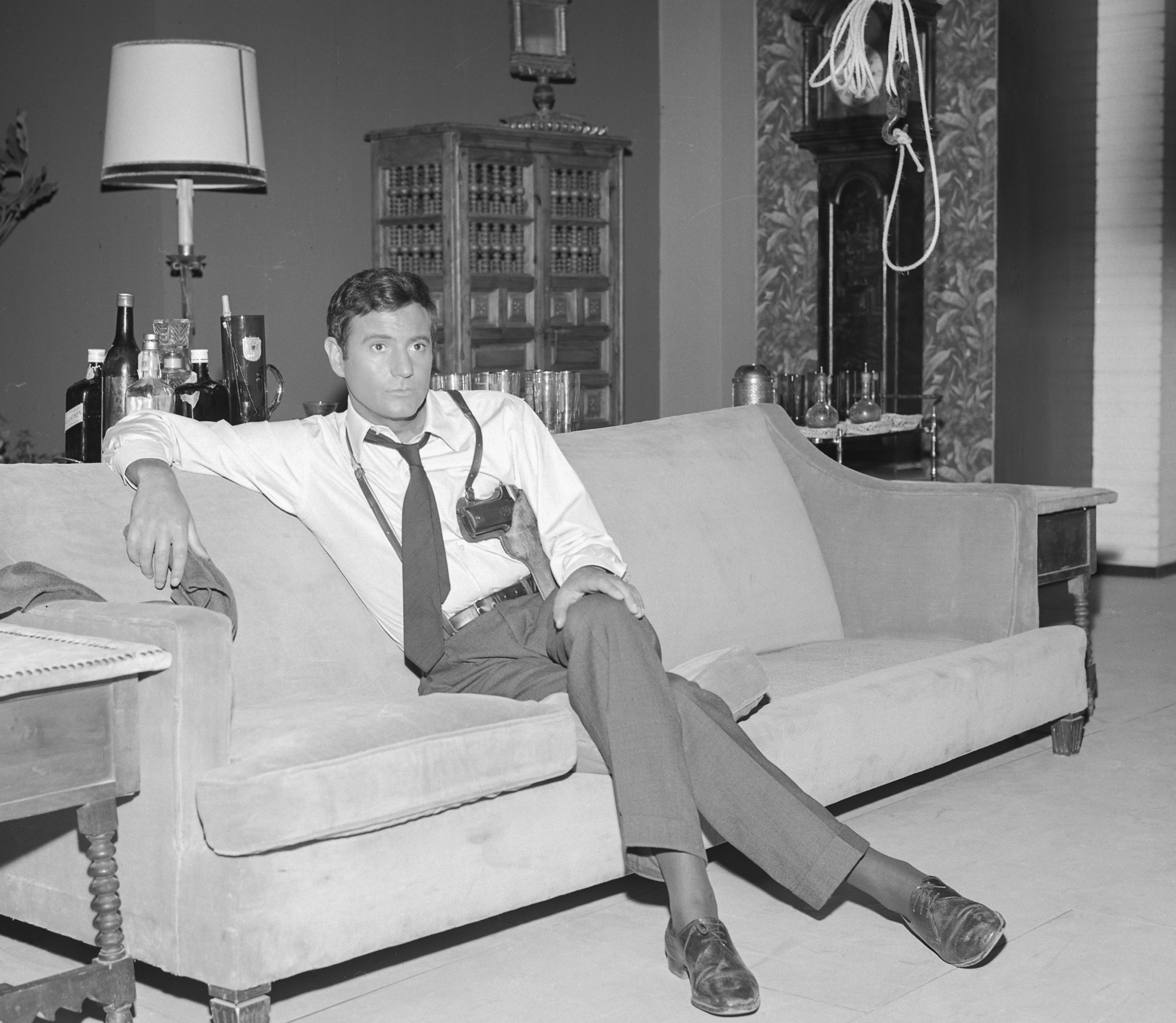Arturo Fernández en su hogar en Madrid en 1968. | Foto: Getty Images