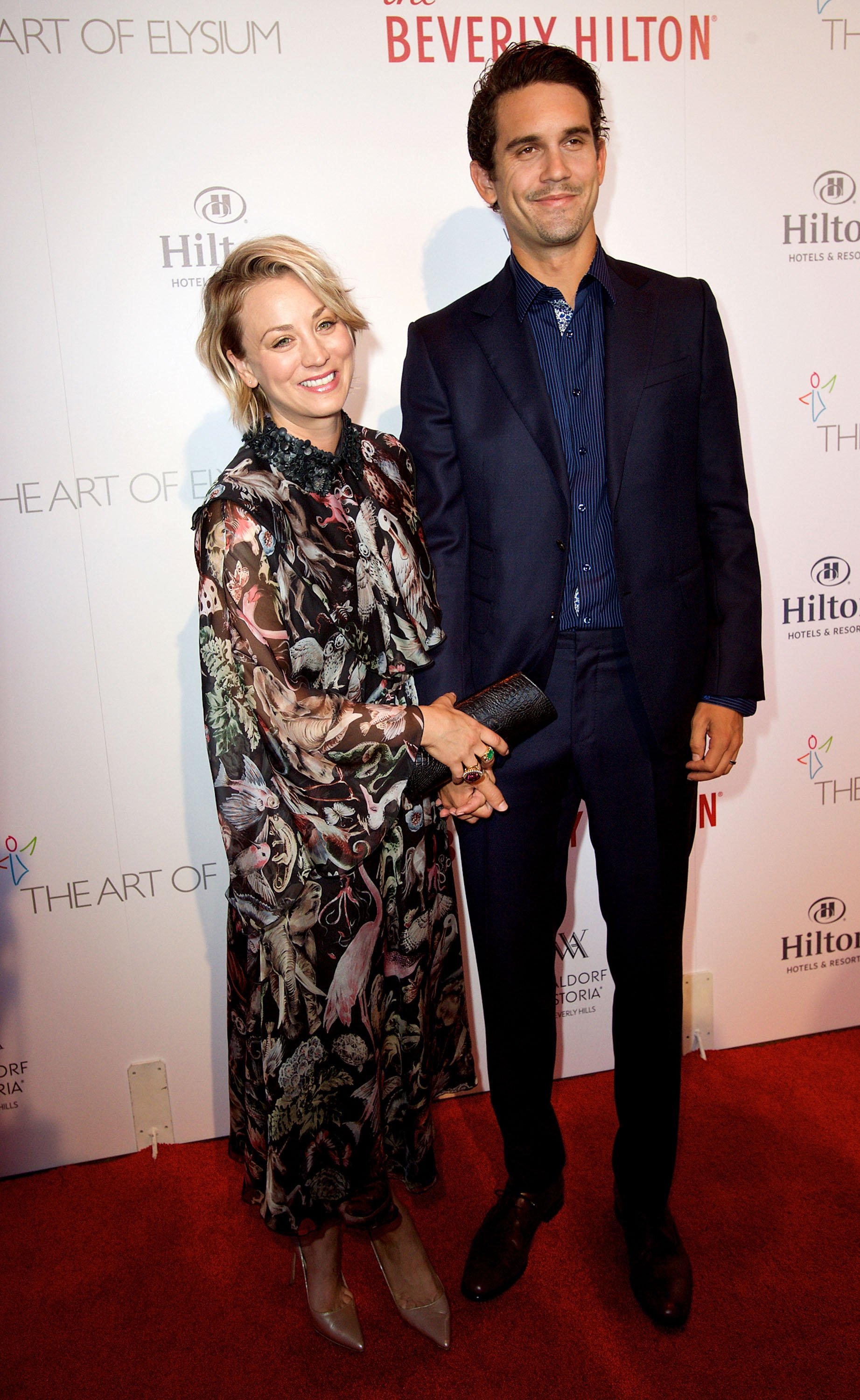 Kaley Cuoco y Ryan Sweeting en la celebración de 60 años del Beverly Hilton con una fiesta de aniversario de diamantes en The Beverly Hilton Hotel el 21 de agosto de 2015, en Beverly Hills, California | Foto: Getty Images