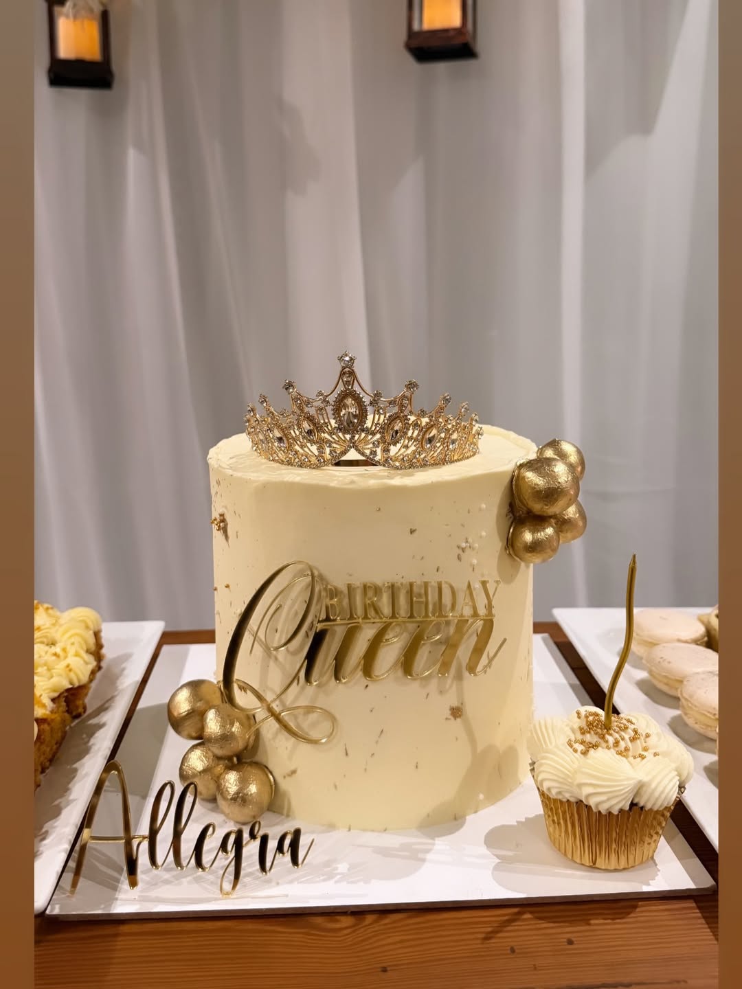 La torta de cumpleaños de Allegra Cubero | Fuente: Instagram/nikitaneumannoficial