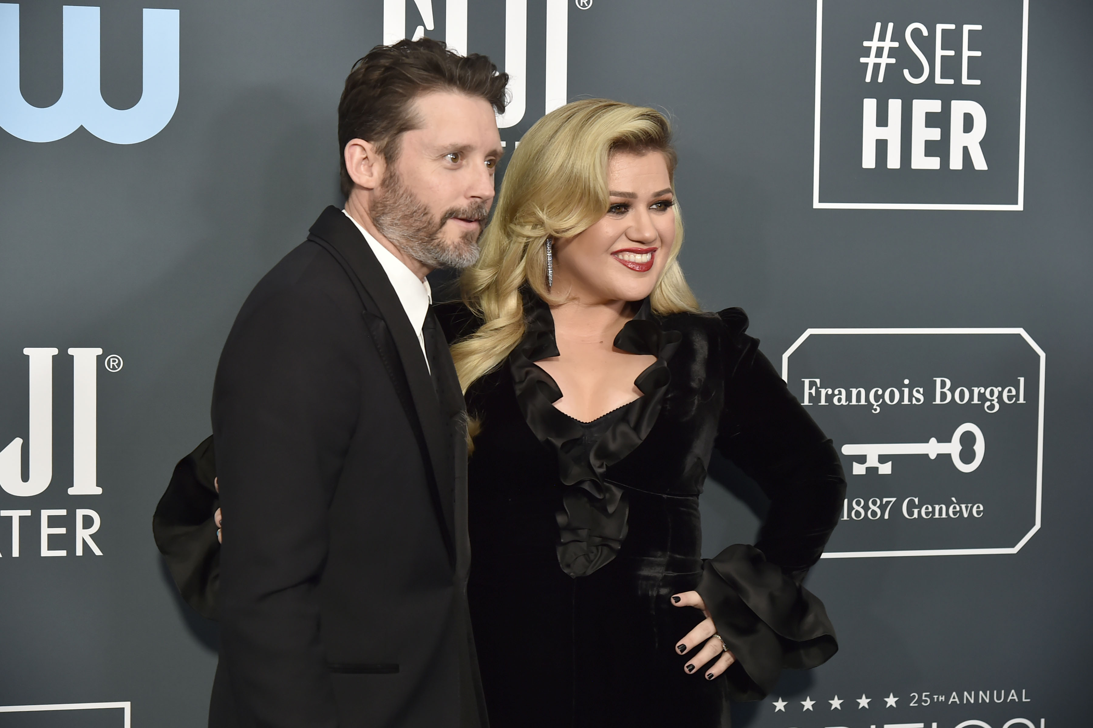 Brandon Blackstock y Kelly Clarkson durante la 25ª edición de los Critics' Choice Awards en el Barker Hangar el 12 de enero de 2020, en Santa Mónica, California | Fuente: Getty Images