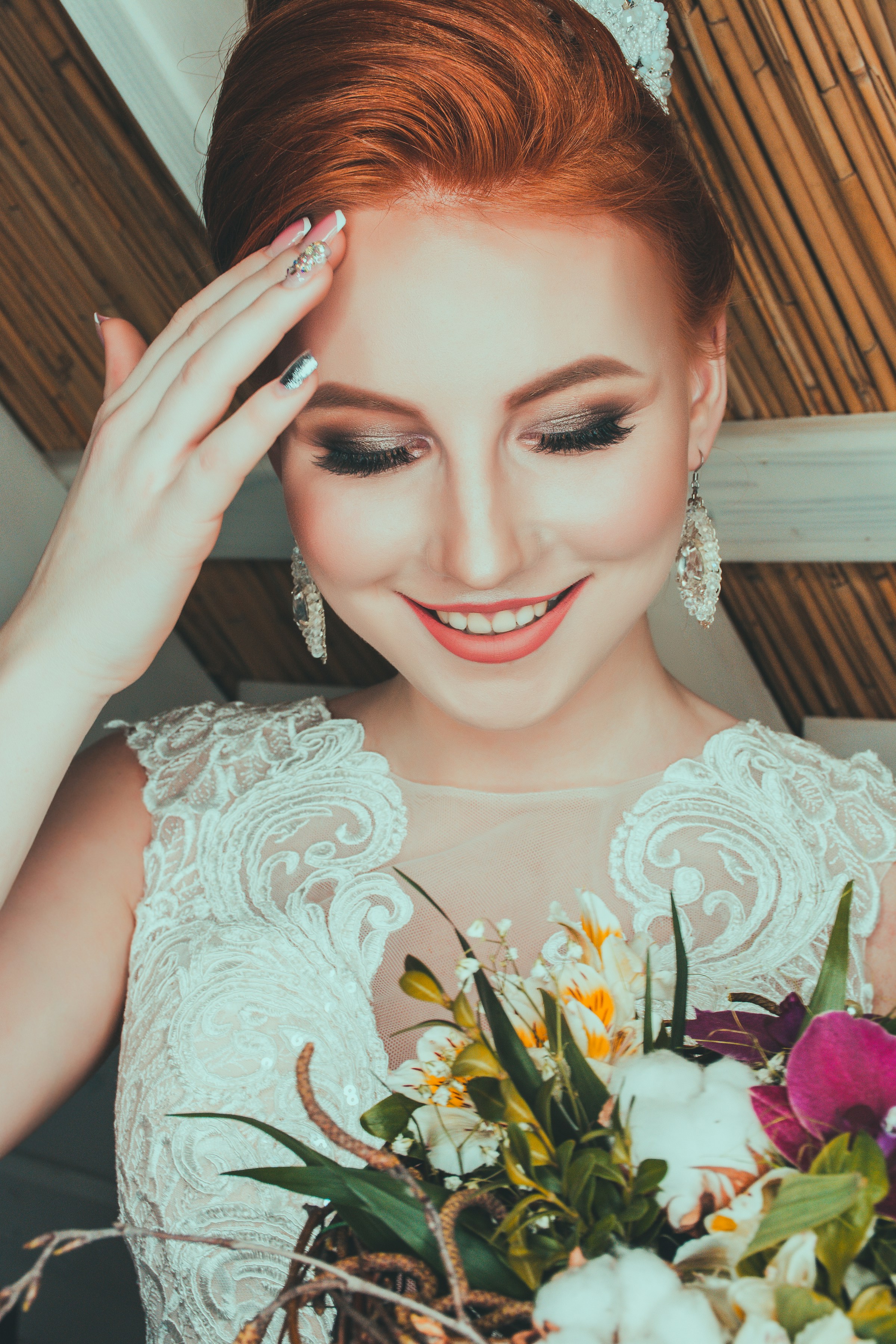 Una novia sonriendo | Fuente: Unsplash