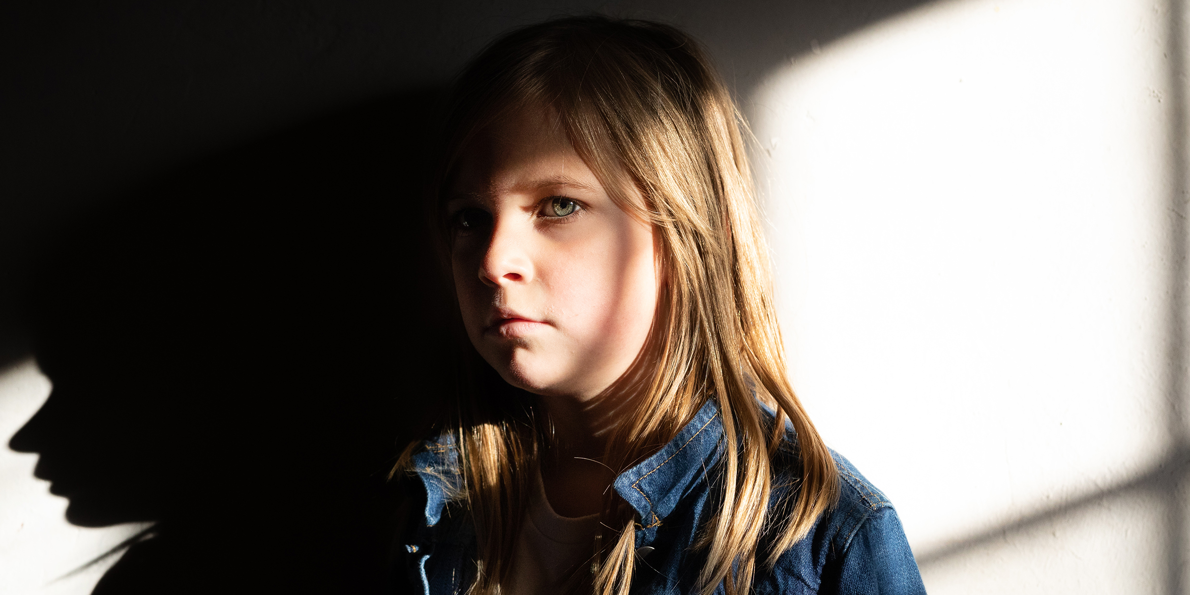 Una chica | Fuente: Freepik/wirestock
