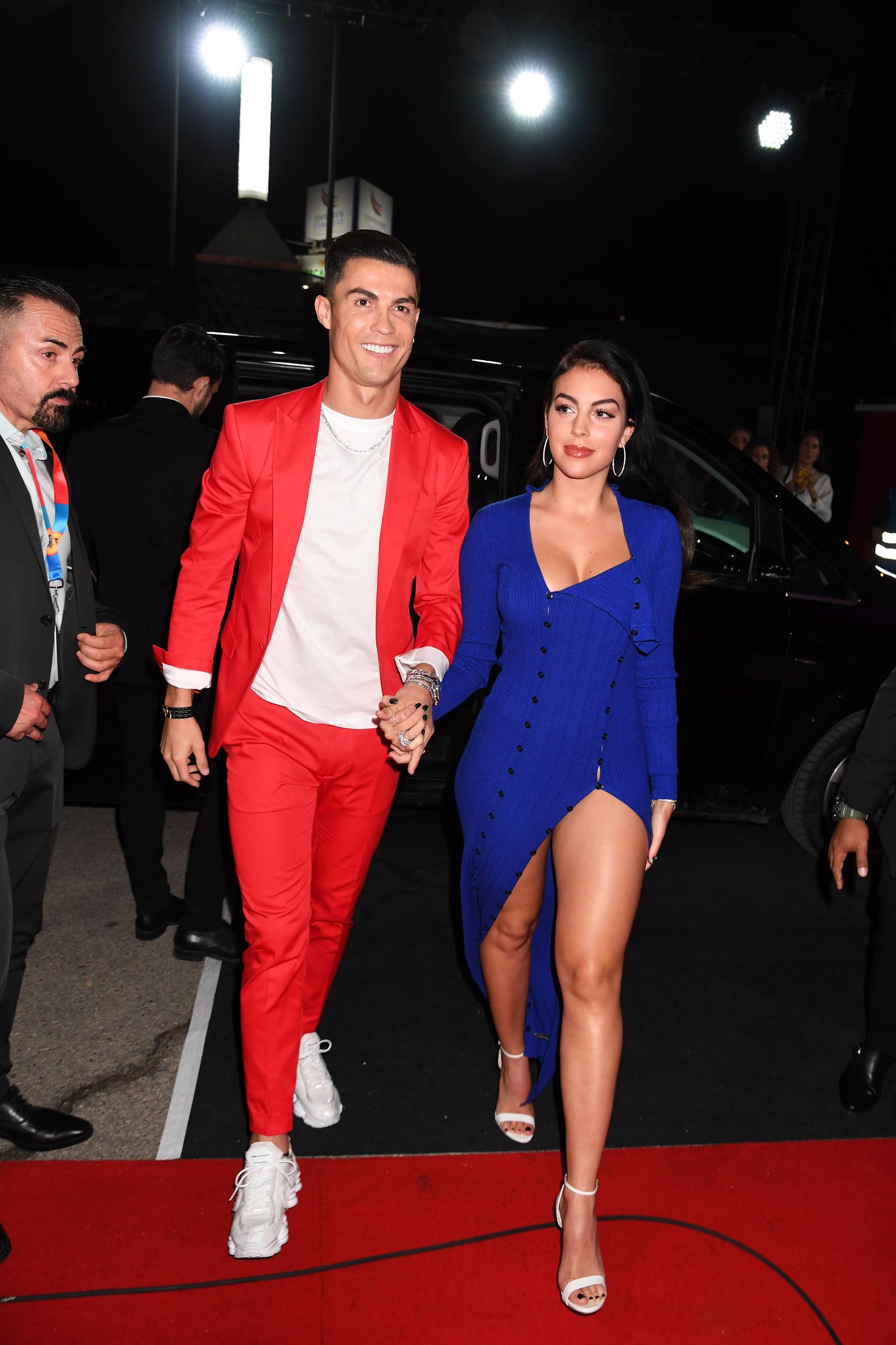 Georgina Rodríguez y Cristiano Ronaldo asisten a los MTV EMAs 2019 en el Palacio de Congresos y Exposiciones FIBES el 03 de noviembre de 2019 en Sevilla, España.