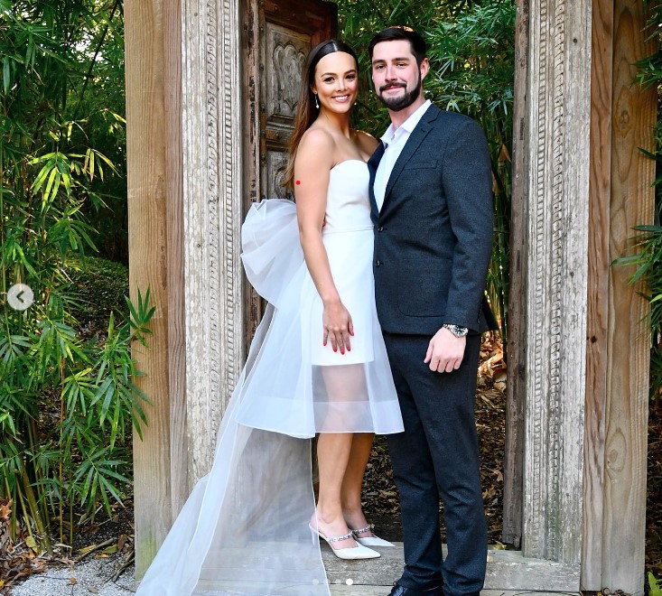 Amanda DeWitt y Andrew LeBlanc antes de su boda el 2 de enero de 2024 | Fuente: Instagram/amanda_please5