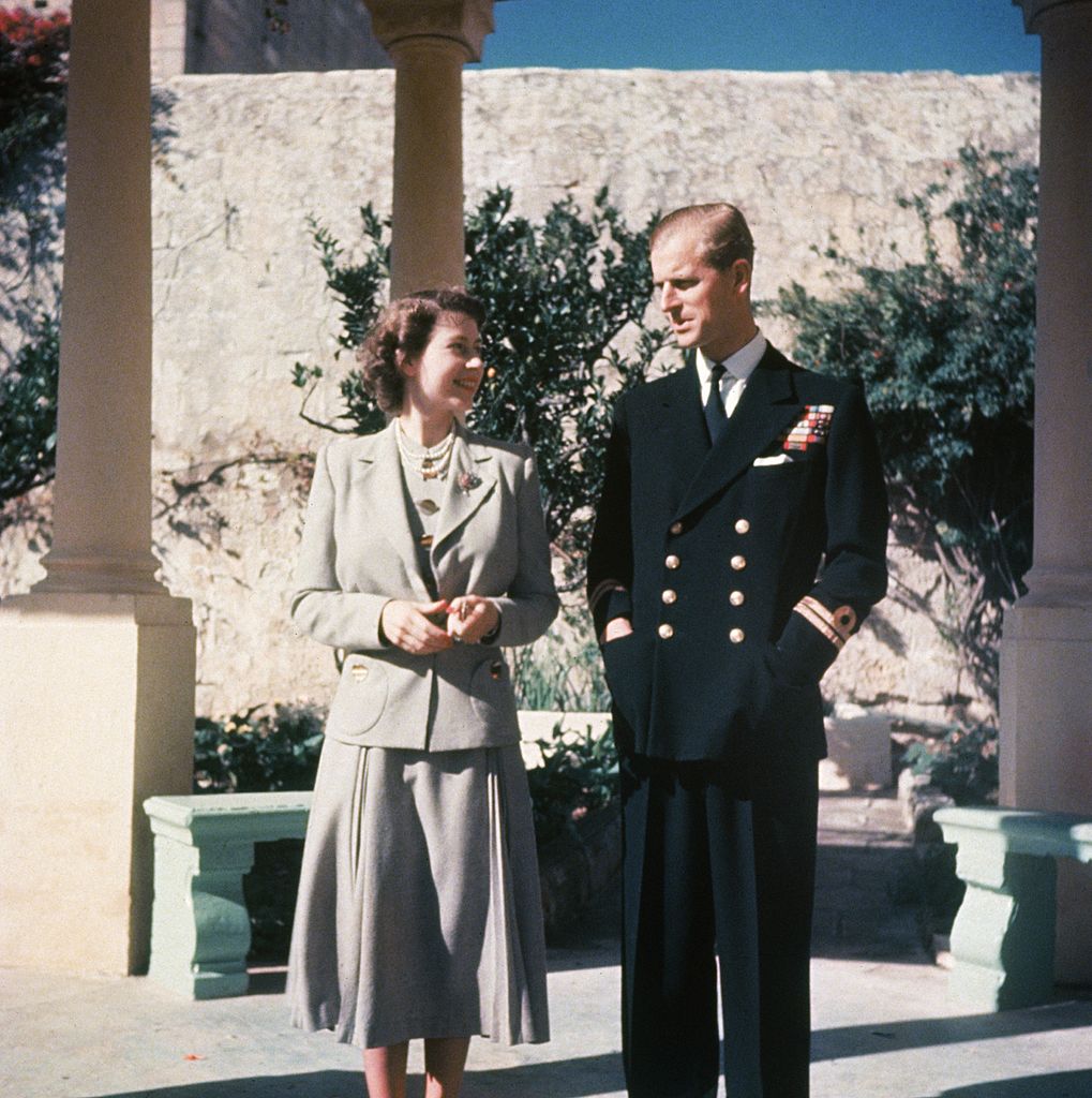 La princesa Elizabeth y su esposo, el príncipe Philip, durante su luna de miel en Malta, 1947. | Foto: Getty Images