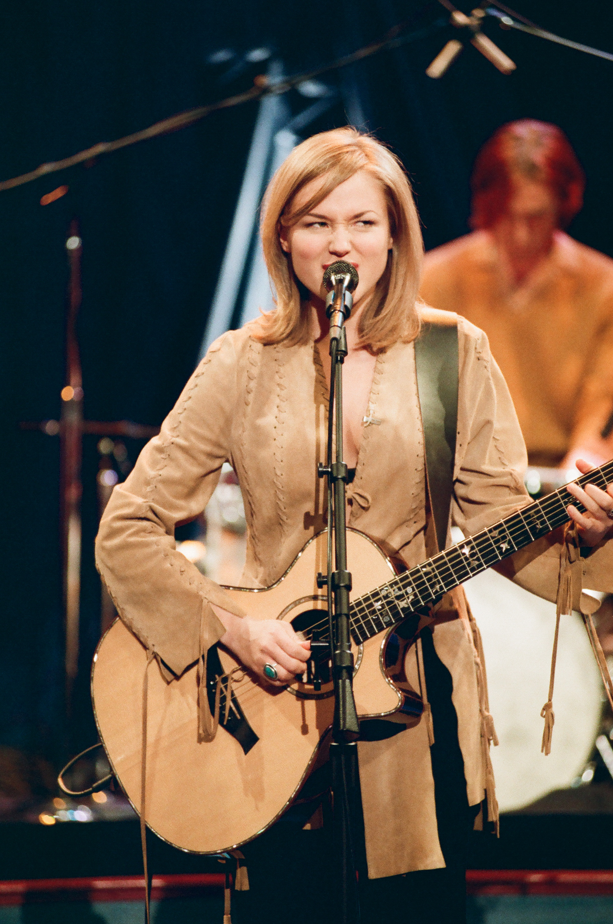 Jewel en "The Tonight Show with Jay Leno" el 26 de diciembre de 1995 | Fuente: Getty Images