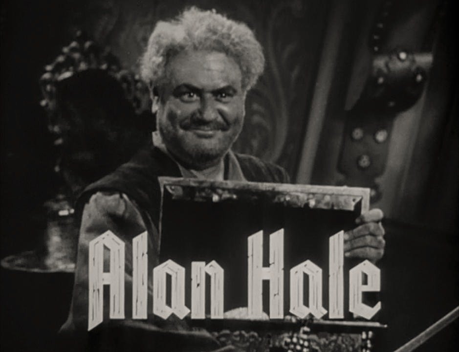 Alan Hale Jr. sonríe en una de sus actuaciones. | Foto: Wikimedia Commons