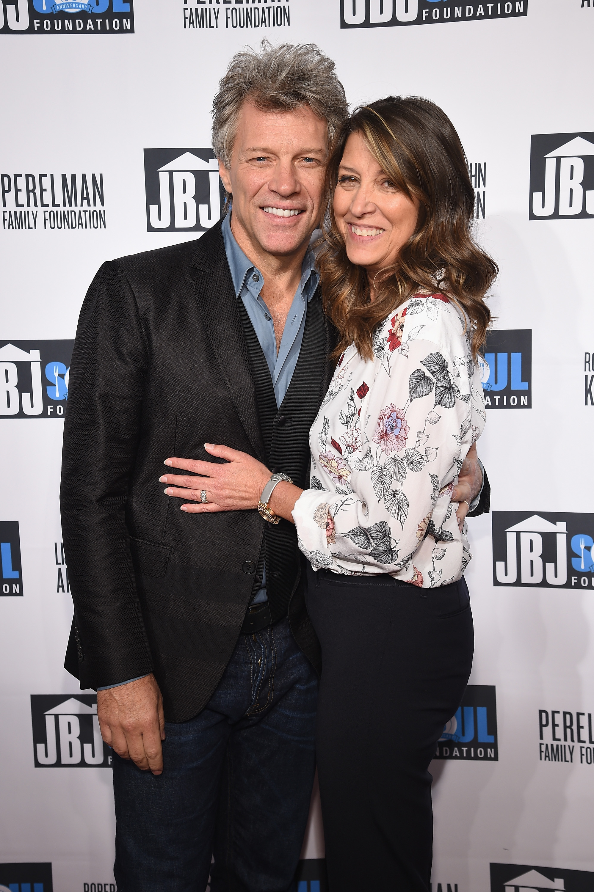 Jon Bon Jovi y Dorothea Bongiovi asisten al 10 aniversario de la Jon Bon Jovi Soul Foundation en el Garage de Nueva York el 6 de octubre de 2016. | Fuente: Getty Images