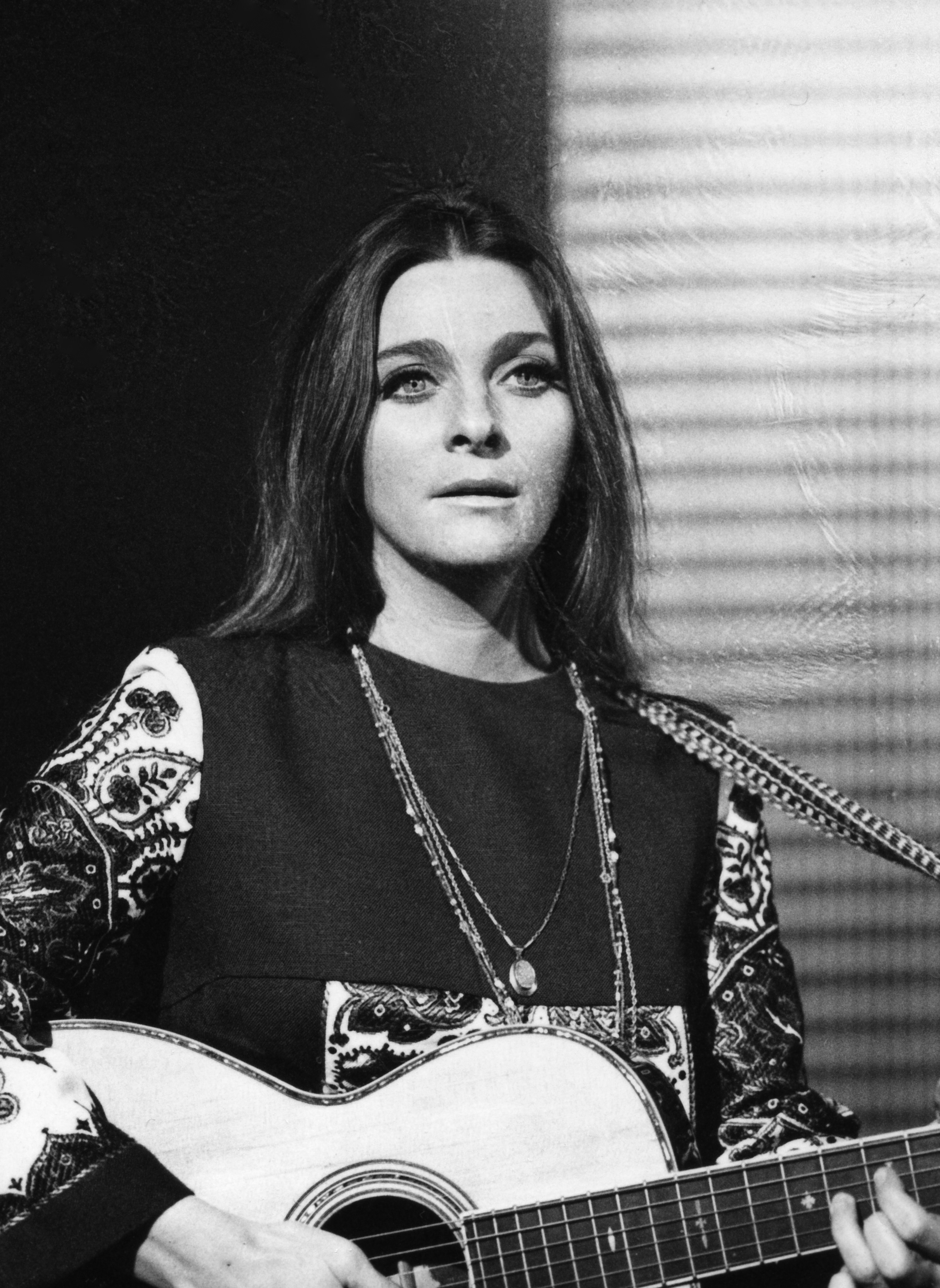 La cantante actuando en "This is Tom Jones" el 25 de diciembre de 1969 en Los Ángeles, California | Fuente: Getty Images