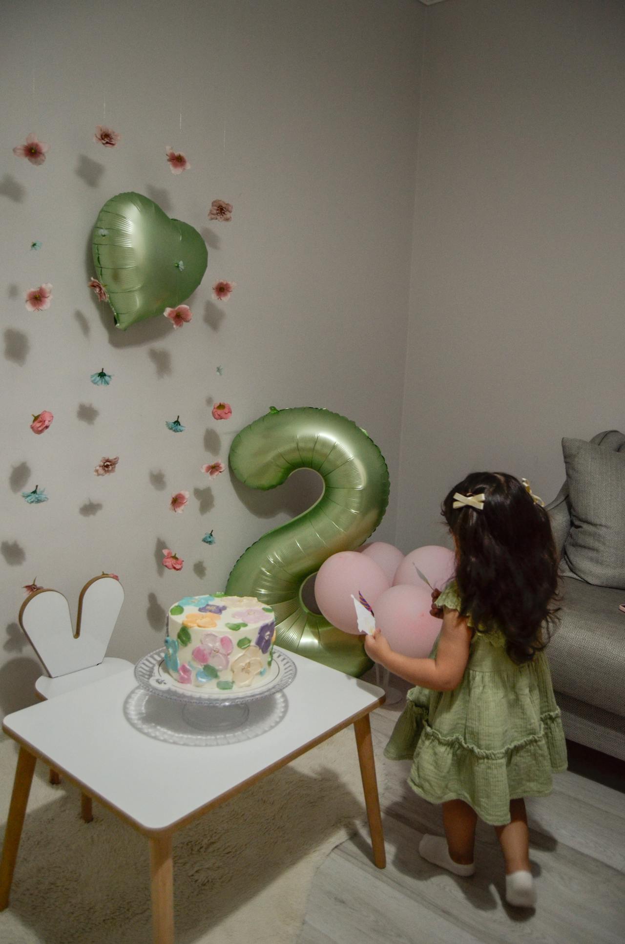 Una niña celebrando su 2º cumpleaños | Fuente: Pexels