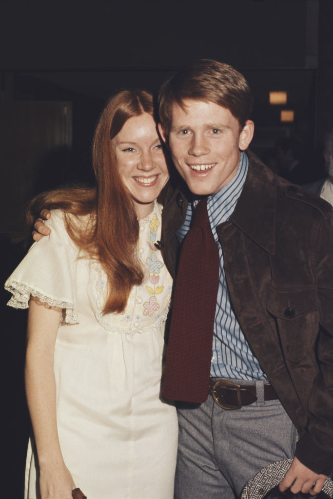 El actor y director estadounidense Ron Howard con su esposa Cheryl, hacia 1978. | Fuente: Getty Images