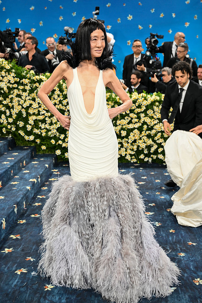 La diseñadora de moda estadounidense Vera Wang en la Met Gala en el Museo Metropolitano de Arte el 5 de mayo de 2025, en Nueva York.