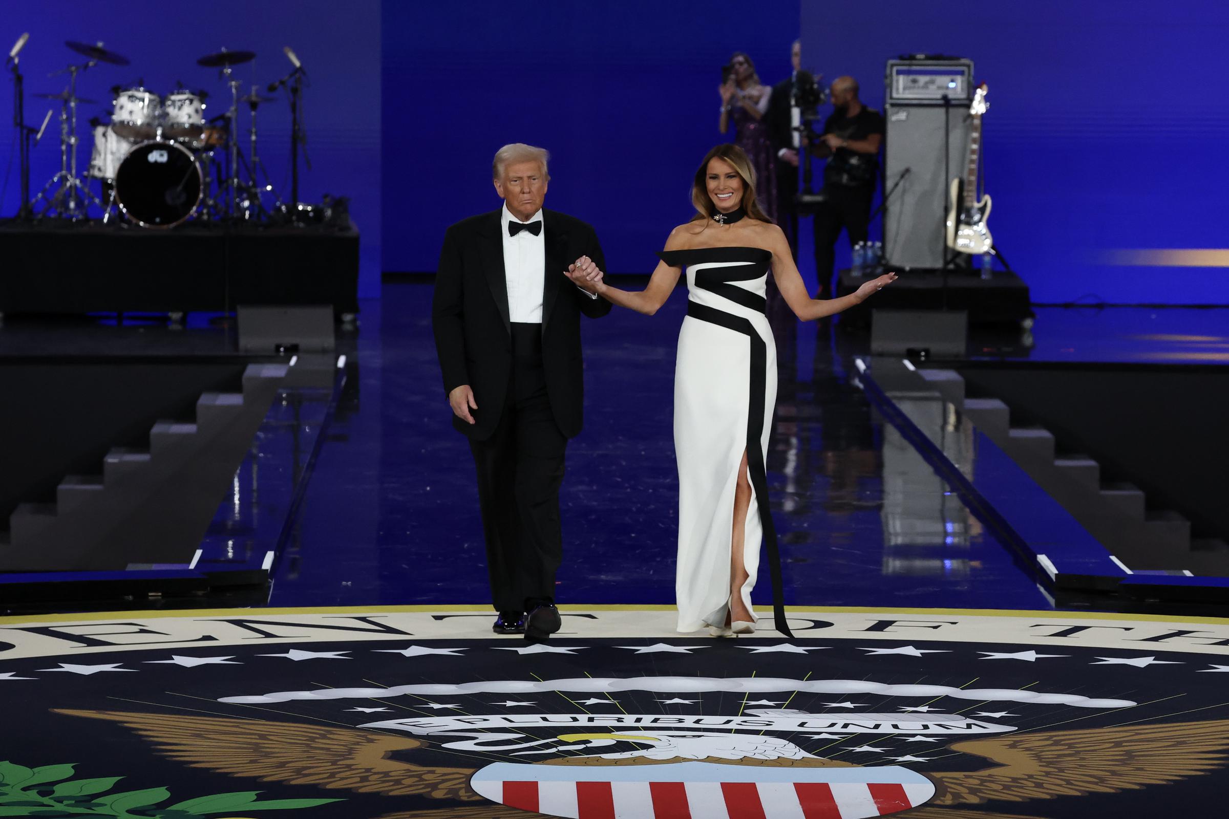 Donald y Melania Trump durante el Baile Inaugural de la Libertad el 20 de enero de 2025, en Washington, D.C. | Fuente: Getty Images