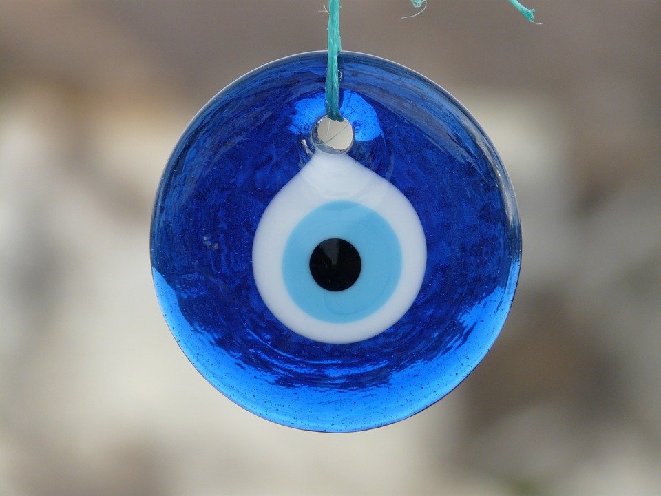 Amuleto de ojo turco. | Foto: Pixabay