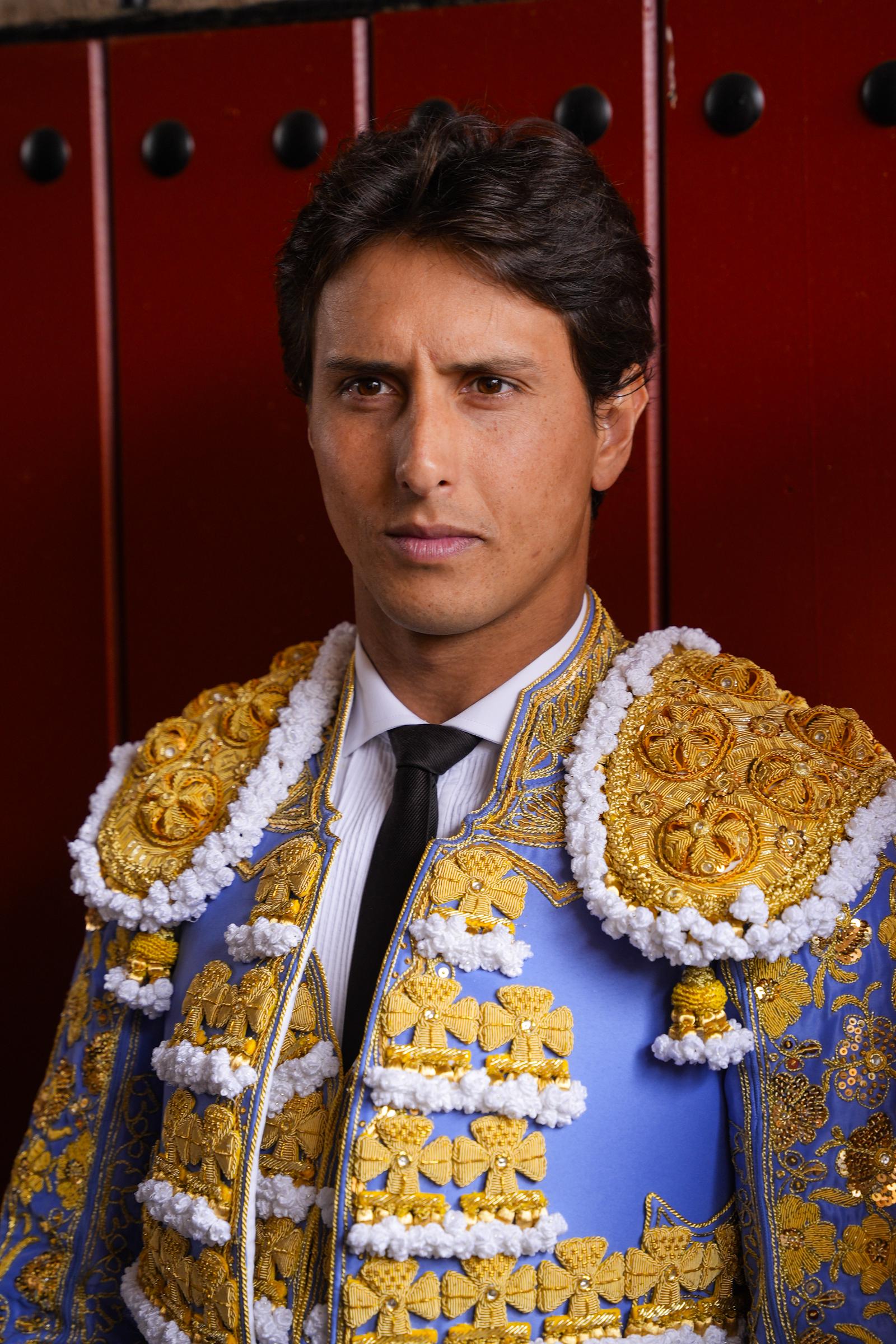 El torero Roca Rey en la decimotercera corrida de toros, el 23 de abril de 2026 en Sevilla, España. | Fuente: Getty Images