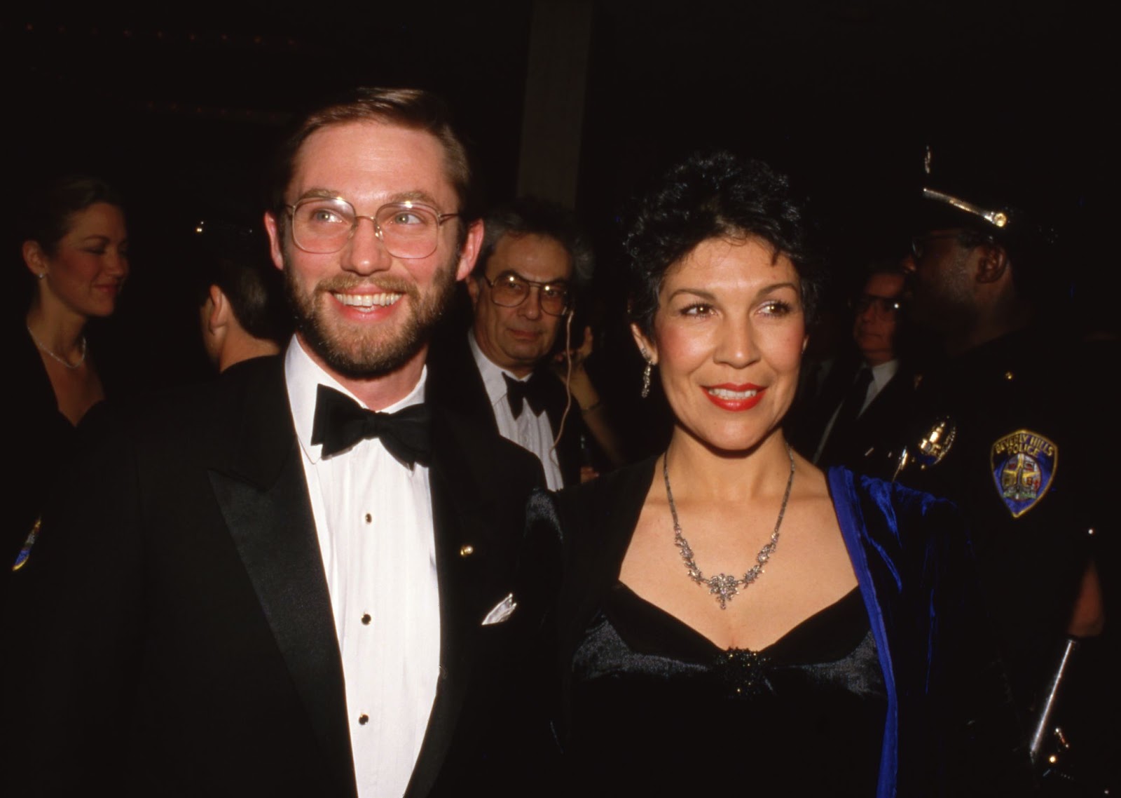 Richard Thomas y Alma Gonzales fotografiados el 22 de octubre de 1986 | Fuente: Getty Images