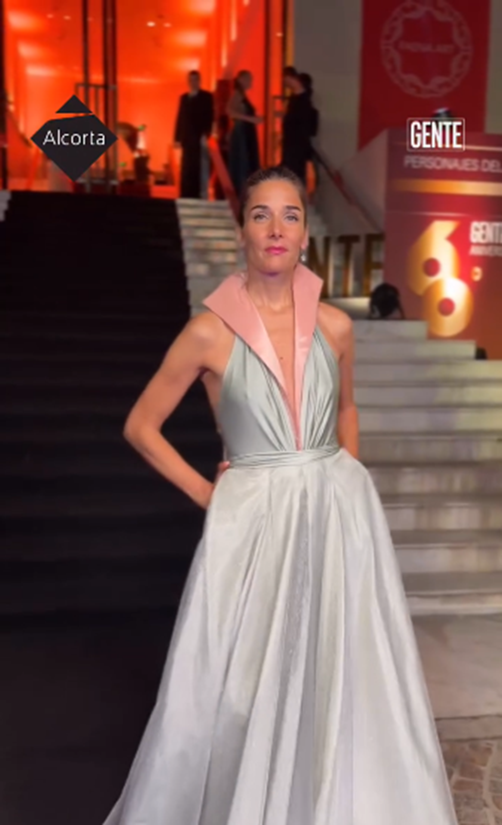 El look de Juana Viale en la gala de los personajes del año 2025 de la Revista GENTE | Fuente: Instagram/revistagenteok