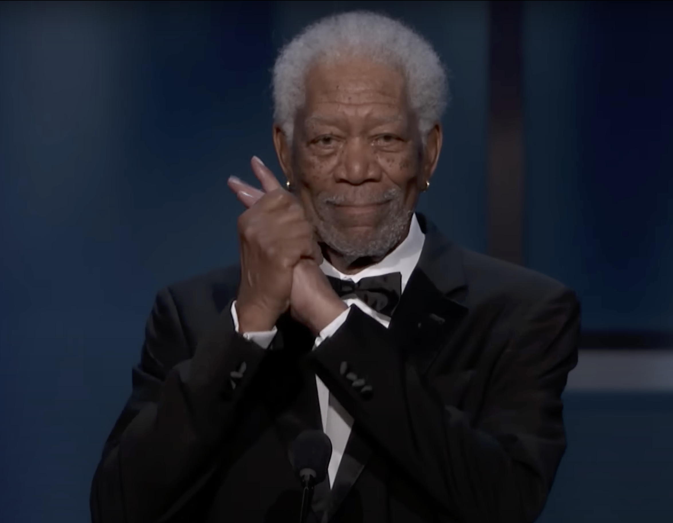 Morgan Freeman homenajea a Denzel Washington por su Premio AFI Life Achievement | Fuente: Youtube.com/TNT