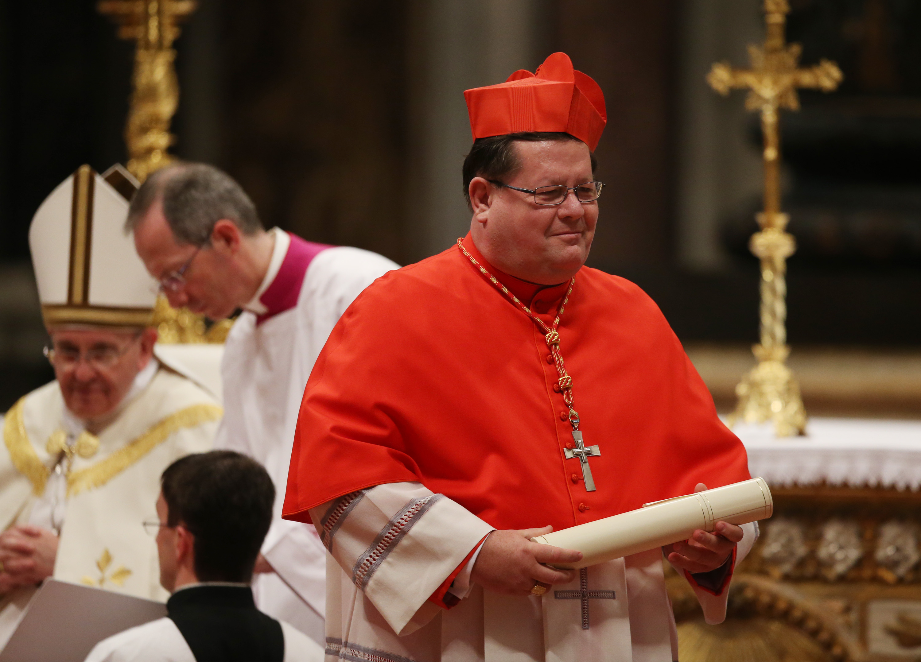El cardenal Gerald Cyprien Lacroix asiste al Consistorio en la Basílica de San Pedro el 22 de febrero de 2014, en la Ciudad del Vaticano. | Fuente: Getty Images