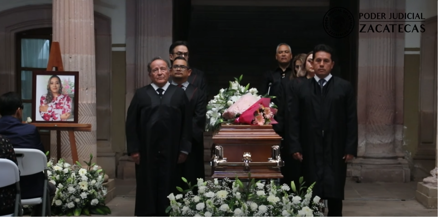 Homenaje póstumo a Oyuki Ramírez Burciaga desde la sede del Poder Judicial del estado de Zacatecas en México | Fuente: Facebook/Poder Judicial del Estado de Zacatecas