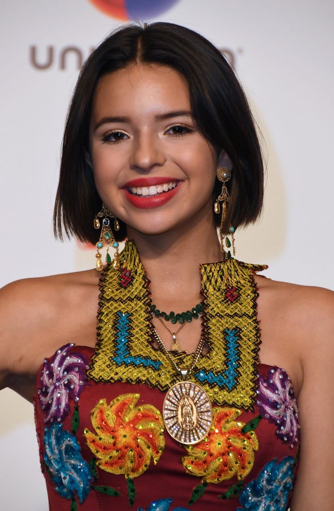 Ángela Aguilar posa en la sala de prensa durante la 19ª entrega anual de los Latin GRAMMY en el MGM Grand Garden Arena el 15 de noviembre de 2018 en Las Vegas, Nevada.