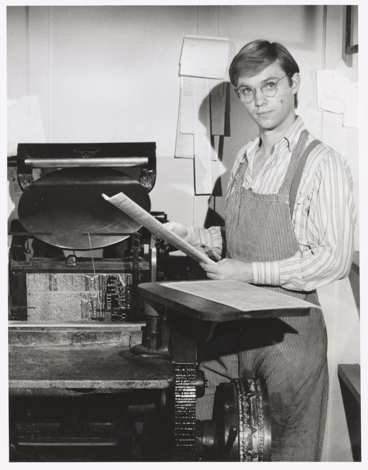 Richard Thomas rodando "The Waltons" en 1977 | Fuente: Getty Images