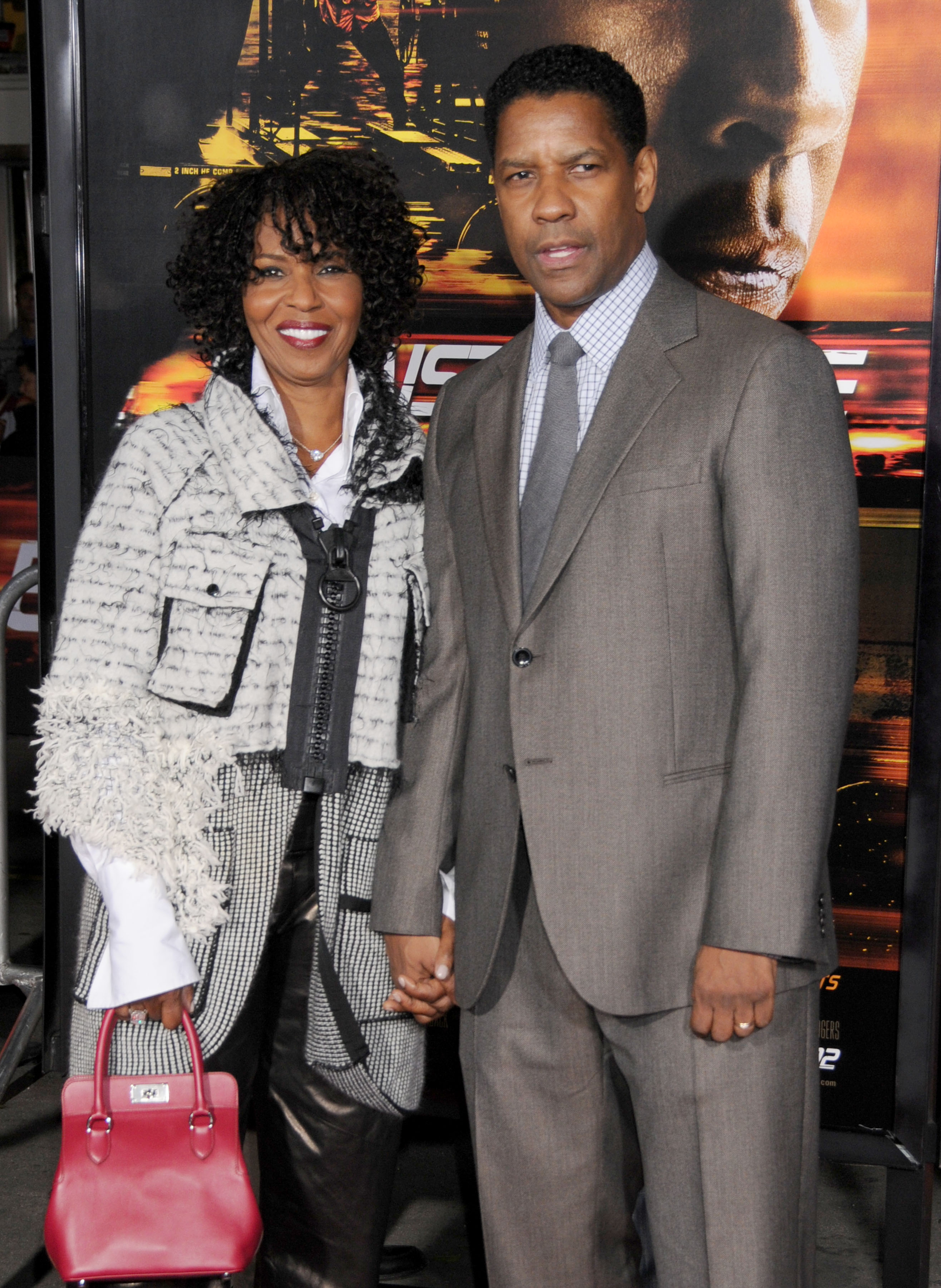 Denzel Washington y Pauletta Pearson llegan al estreno mundial de "Unstoppable", 2010 | Fuente: Getty Images