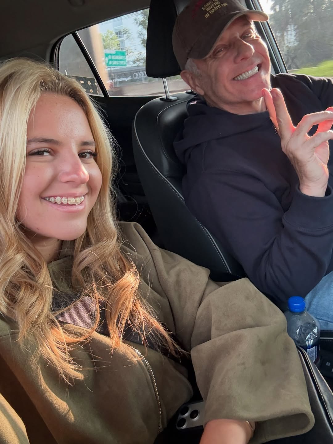 Alexis Ayala compartiendo junto a su hija menor, Roberta, fruto de su relación con Fernanda López | Fuente: Instagram/alexisayala