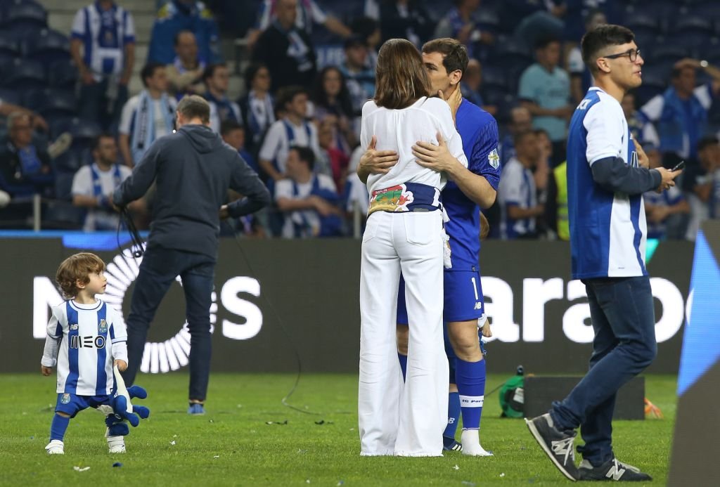 La pareja se besó durante las celebraciones del Campeonato FC Porto. l Fuente: Getty Images