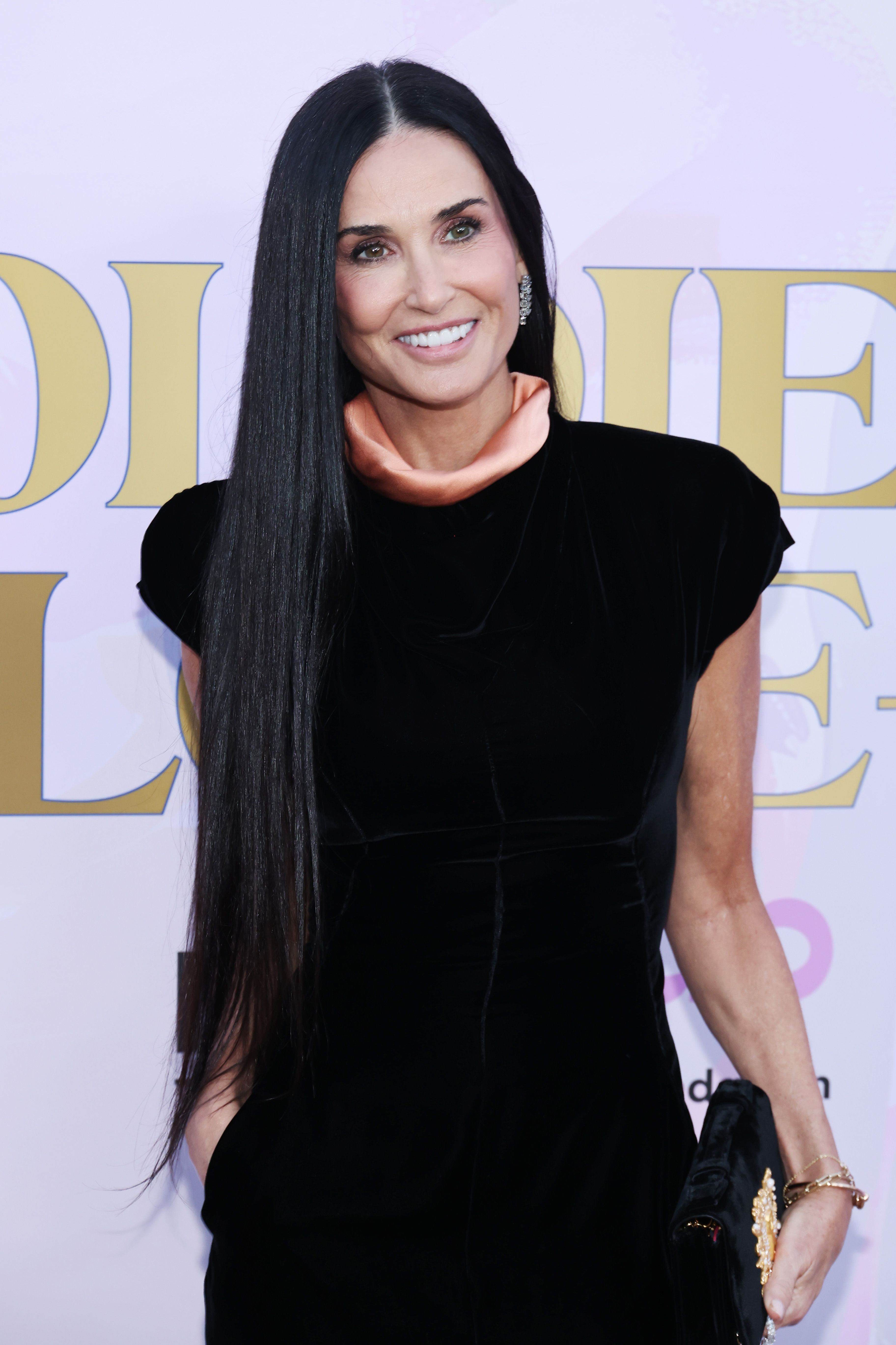 Demi Moore asiste a la celebración del 20 aniversario de la Gala de la Fundación Goldie Hawn y MindUP el 27 de septiembre de 2024 | Fuente: Getty Images