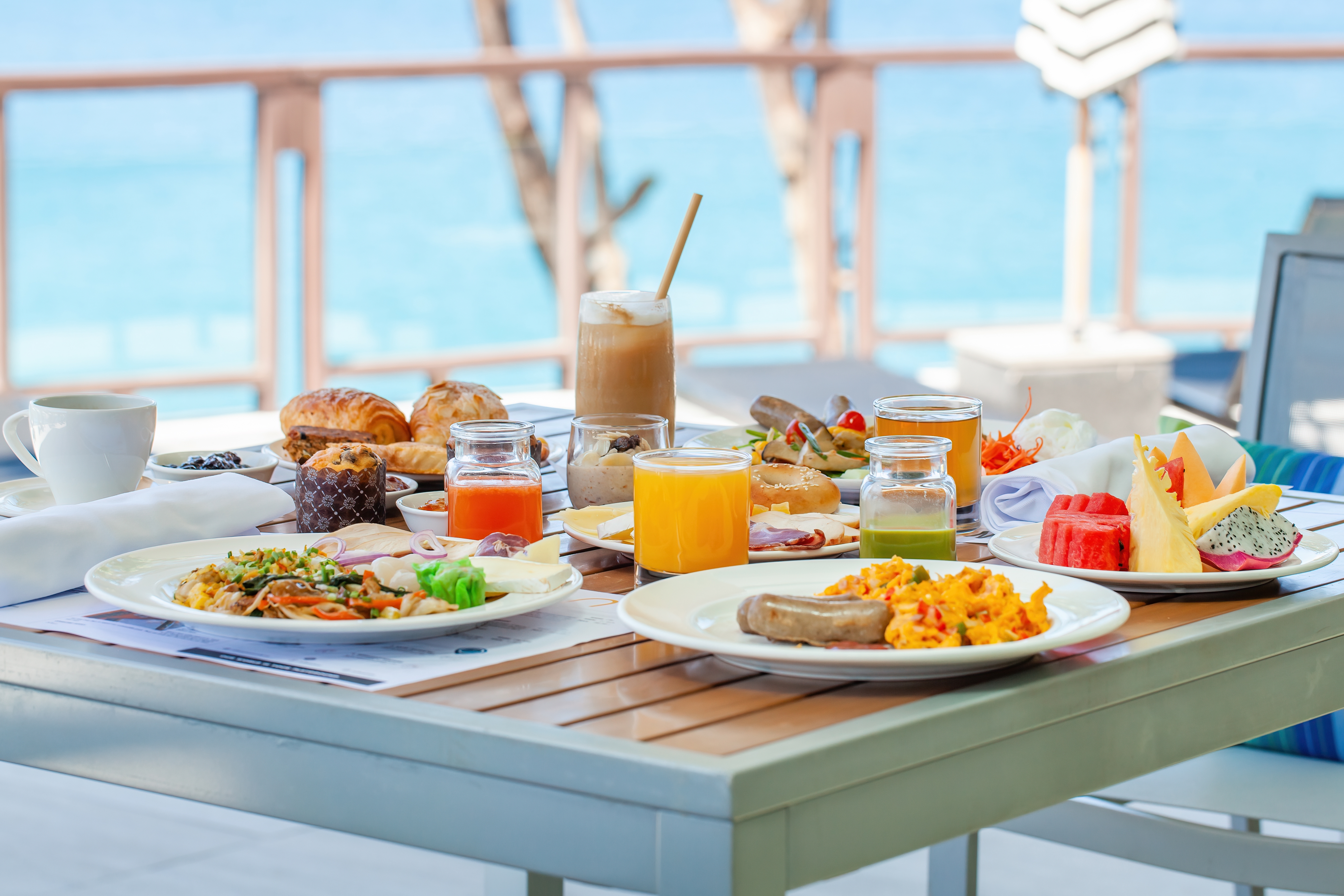 Desayuno junto al agua | Foto: Shutterstock