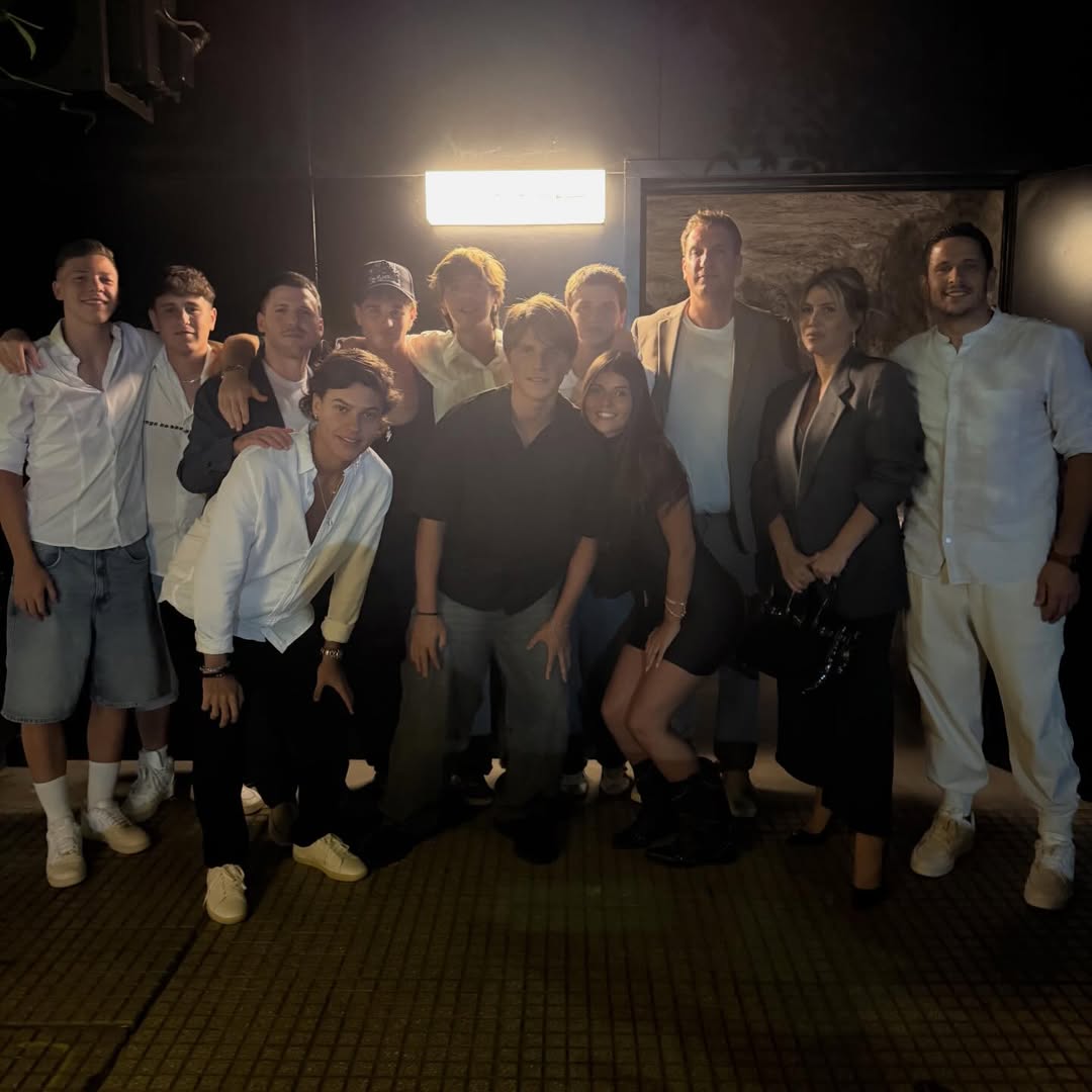 Valentino López, hijo de Wanda Nara y Maxi López, celebrando su cumpleaños número 17 junto a su familia y amigos | Fuente: Instagram/wanda_nara