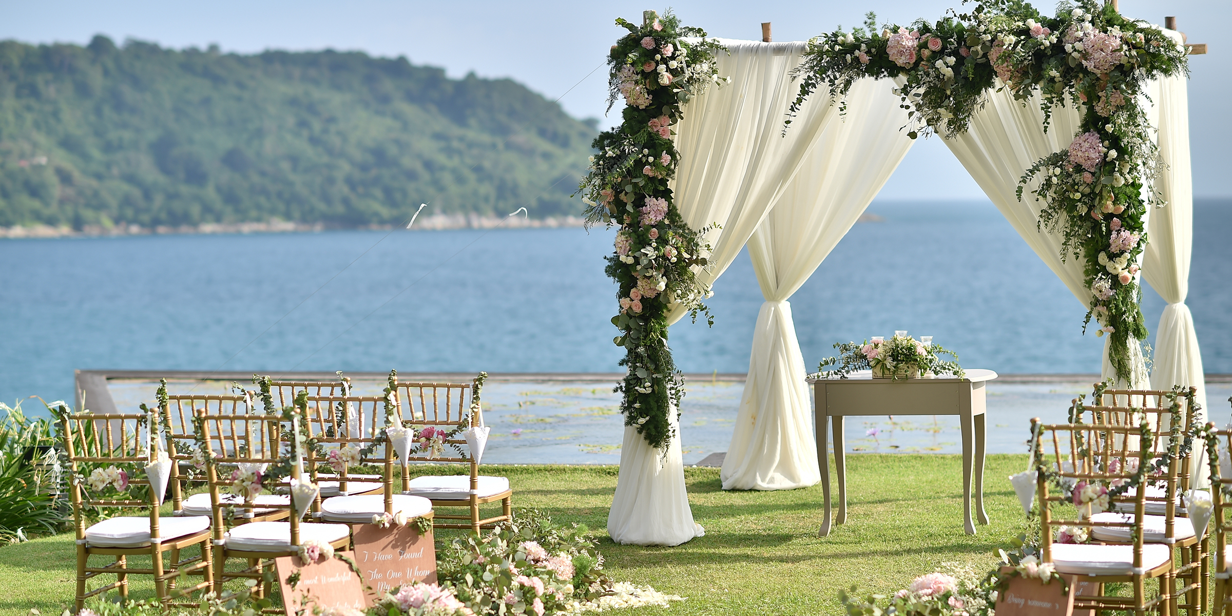 Una boda al aire libre | Fuente: Shutterstock