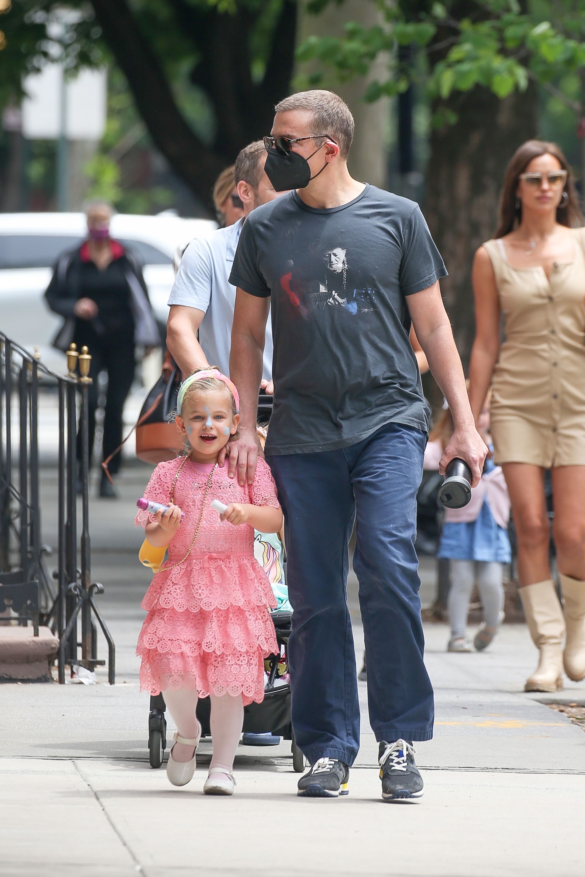 Bradley Cooper y Lea Cooper vistos el 2 de junio de 2021, en Nueva York, Nueva York. | Foto: Getty Images