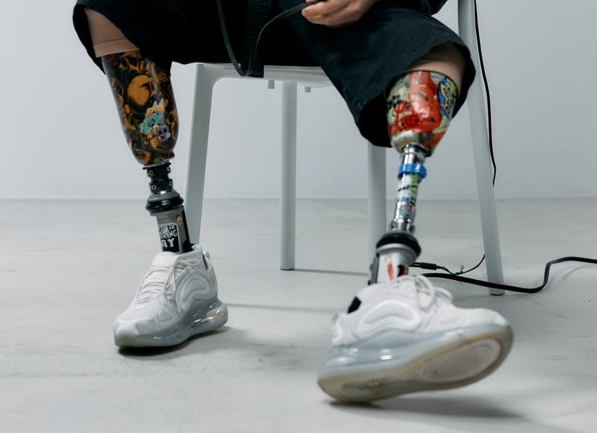Hombre sin piernas. | Foto: Pexels