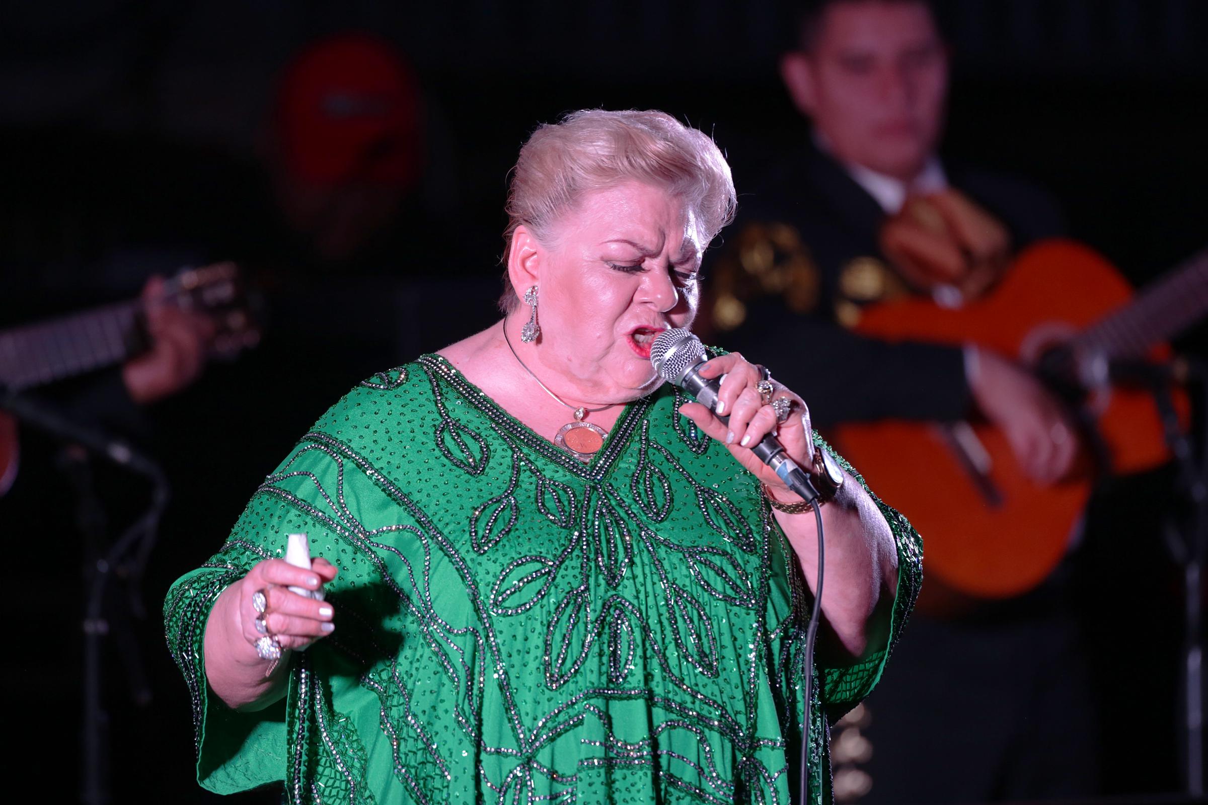 Paquita la del Barrio actúa durante un concierto como parte del USA Tour 2018 en Mesquite Rodeo el 01 de julio de 2018 en Mesquite, Texas. | Fuente: Getty Images