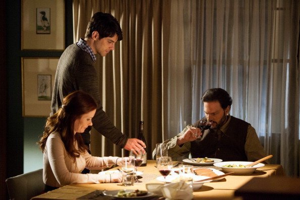 Una pareja en la foto cenando en un restaurante. | Foto: Getty Images