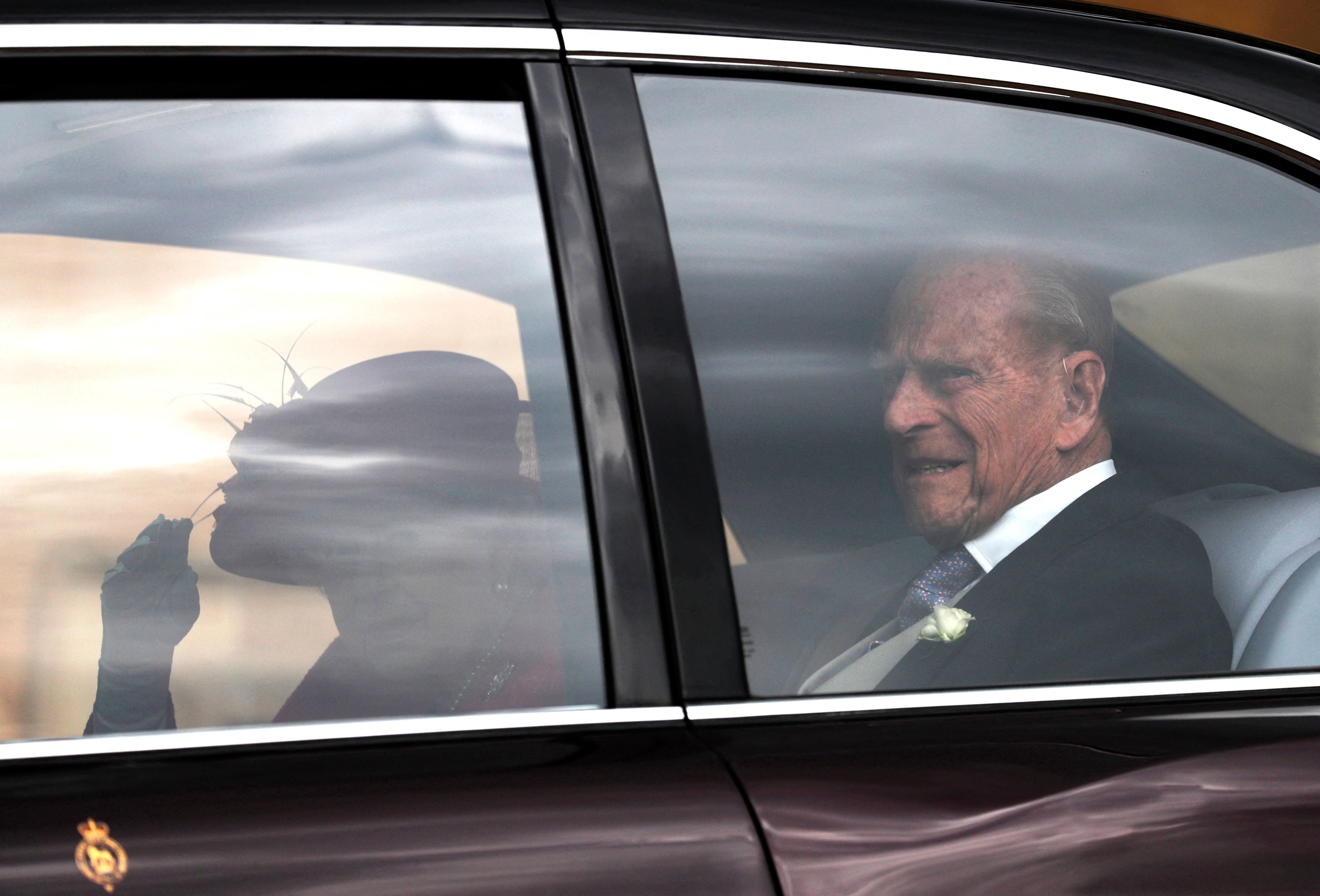 La difunta reina Elizabeth II y el príncipe Philip vistos llegando a la Capilla de San George en Windsor, Inglaterra, el 18 de mayo de 2019 | Fuente: Getty Images